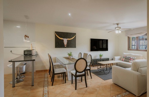 Villanueva de Avila House | El Encanto del Alberche 'Casa 3' with Mountain View, Shared Pool and Wi-Fi