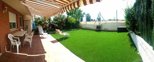Castanares de Rioja Apartment | EL JARDIN DE LOS MANANTIALES