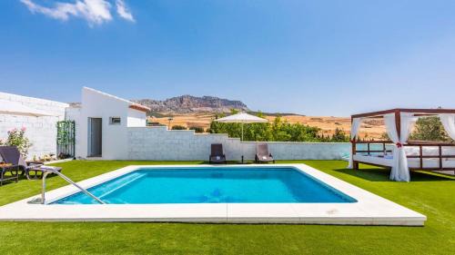 Antequera Villa | El Llano del Torcal Antequera - La Higuera by Ruralidays