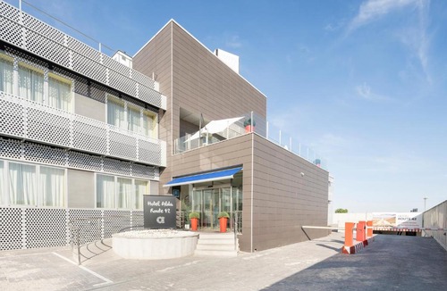 Illescas Hotel | Ele Route 42
