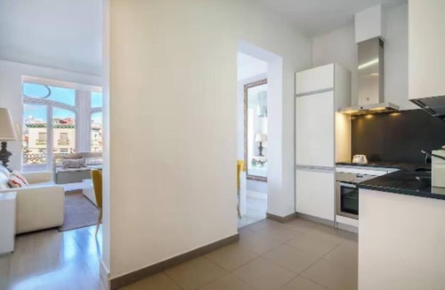 Palacio Apartment | Elegant Plaza Mayor Apartment Historic Charm in the Heart of Madrid