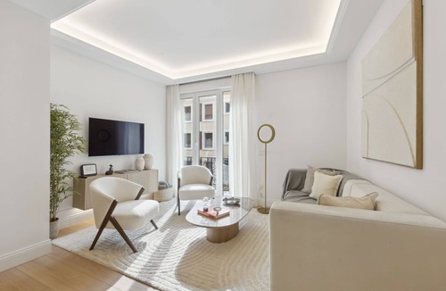 Ibiza Apartment | Elegant Stay by Retiro Park