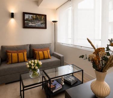 Recoletos Apartment | Elegante Apartamento Puerta de Alcalá - Recoletos