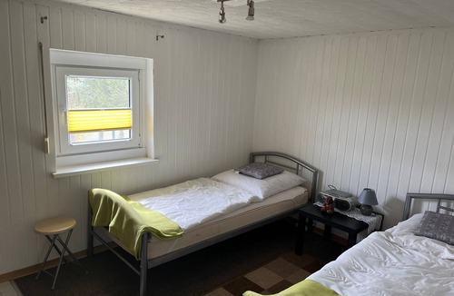Damshagen House | Elementary Bungalow in Damshagen with Football