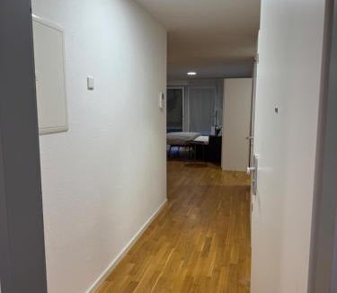 Werne Apartment | Emma City Apartment Werne, barrierefrei, zentral mit Balkon und Parkplatz