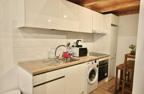 San Diego Apartment | Encantador Estudio con Cama en Mezanine y Patio Compartido MPE35F
