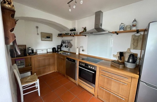 Seeon-Seebruck Apartment | Englisch Ground floor, stylish living in the former ducal guest house