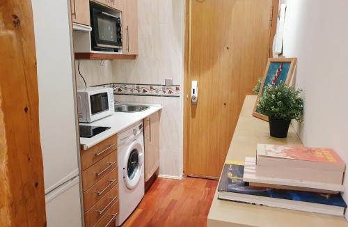 Chueca Apartment | Enjoy a cosy studio in Malasaña BAR