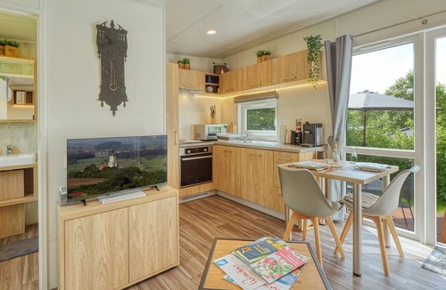 Wemding House | Enjoy a real Tiny Haus vacation close to nature at Camping Park Wemding!