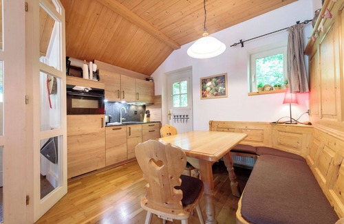 Obergrainau Apartment | Enjoy a relaxing holiday in the apartment "Alpenkräuter" in Grainau