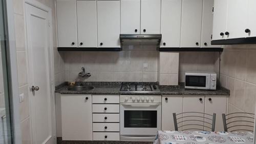 Ourense Apartment | Enseñanza