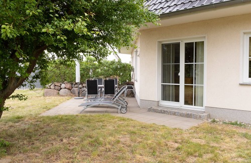 Rankwitz House | Erleben Sie die Ursprünglichkeit Usedoms mit Pool und Riesigem Garten