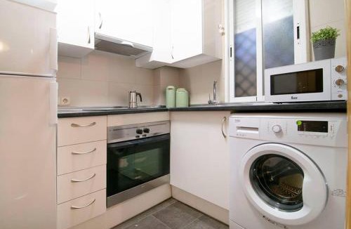 Palos de la Frontera Apartment | Estupendo Apartamento junto a Estación de Atocha by Batuecas