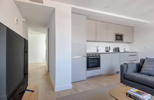 Malasana Apartment | Excellent Malasaña 1BR w/Elevator, walk to Shops, by Blueground