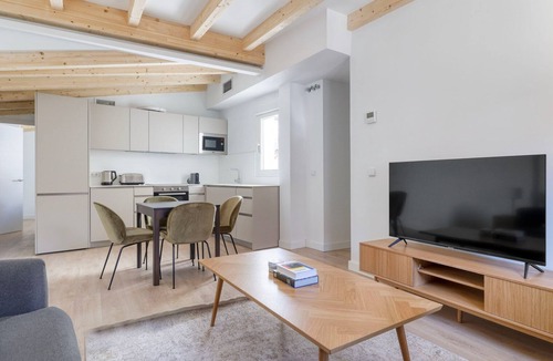 Malasana Apartment | Exceptional Malasaña 1BR w/Elevator, close to Mercado, by Blueground