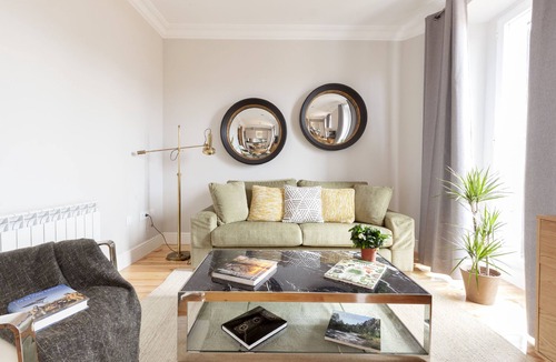 Malasana Apartment | Exclusive 2 bedroom apartment in the center of Madrid. 3D