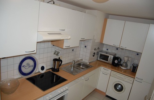 Ueberlingen Apartment | Exclusive vacation apartment near the lake in a residential complex with a park-like garden