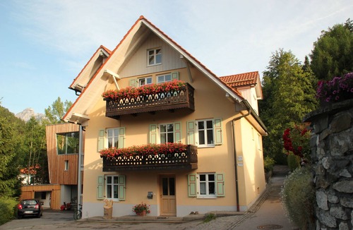 Bad Faulenbach Apartment | Exclusive vacation apartment | dream location at the foot of the Alps | suitable for allergy sufferers