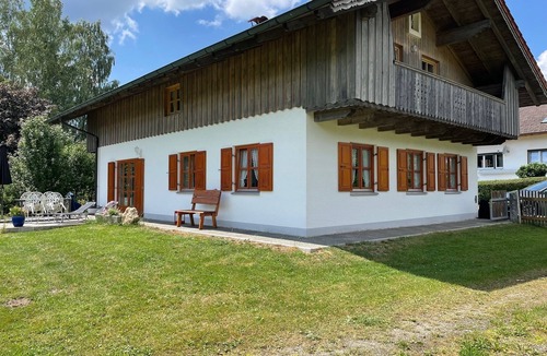 Lam House | Exclusive vacation home with sauna and wood-fired outdoor bathtub!