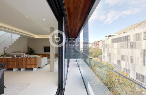 Sant Gervasi Condo | Exclusivo Ático con Piscina y Terraza Privada, Bien Ubicado Para Vivir la Ciudad