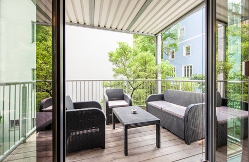Gartnerplatz Apartment | Executive apartment across from the Viktualienmarkt