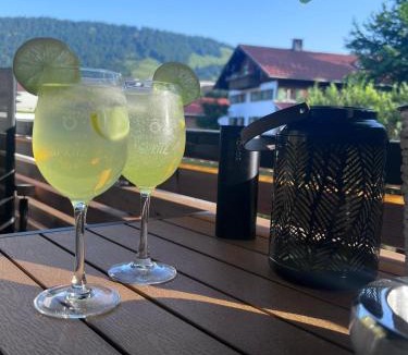 Steibis Apartment | Exklusive FeWo AllgäuStern Steibis mit WLAN Sauna Kamin und Oberstaufen PLUS Card