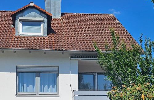 Monikaviertel Apartment | Exklusive Maisonette 91 qm 4 Zimmer 1-9 Personen in Ingolstadt nähe A9, inklusive Parkplatz am Haus, Netflix, Kaffee, Tee, 24-h self-check-in, ideal für Gruppen, Familien und Geschäftsreisende