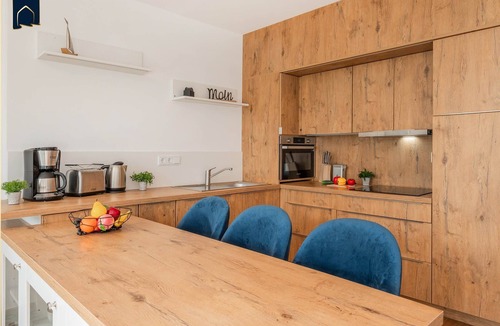 Zirchow Apartment | "exklusives 61m² Apartment mit Haff-blick Ruhige Lage Balkon & Wlan Stellp