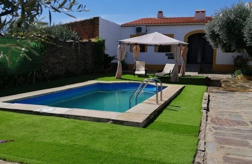 Membrio Apartment | Expansive Apartment with Private Pool