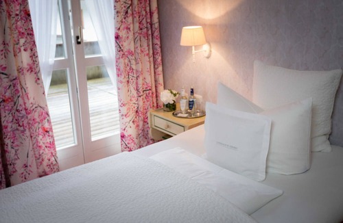 Bad Wiessee Bed & Breakfast | EZ Comfort - Bio Design Boutique Hotel Landhaus St. Georg