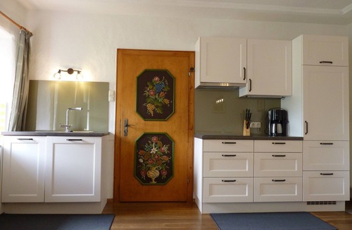 Ruhpolding Apartment | F Apartment Längauer Alm 52sqm, balcony, kitchen, 2 bedrooms and 1 bed-sitting room.