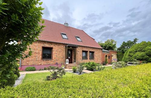 Steffenshagen House | Fabulous Bungalow in Steffenshagen near Sea