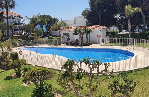 Calahonda House | Fabulous Duplex with Sea, Pool & Garden Views - 2 min walk from beach