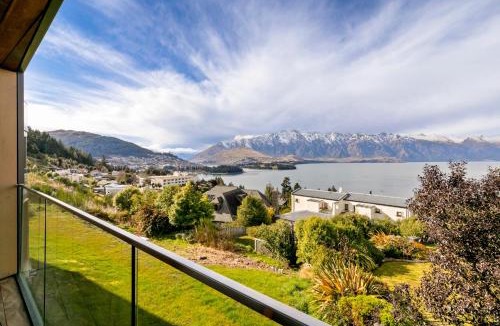 Fernhill Villa | Falcon's View Queenstown