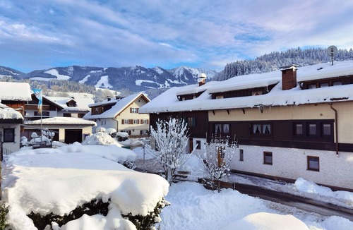 Sonthofen Apartment | Familien-apartment "sunshine" im Allgäu. Ideal für Wintersport und Wandern