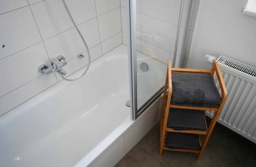 Bovenau Bed & Breakfast | Family room barn - Landhaus Osterrade