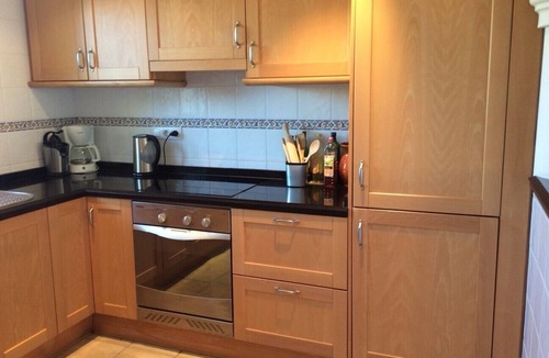 Denia House | Family sized Townhouse with Shared Pool. 5 minutes walk from beach and shops.