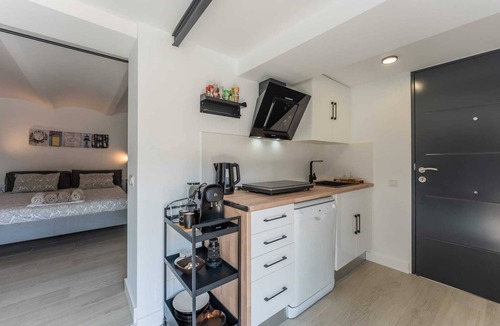 Castelldefels House | Fantastic house with a pool on the beach in Castelldefels. l