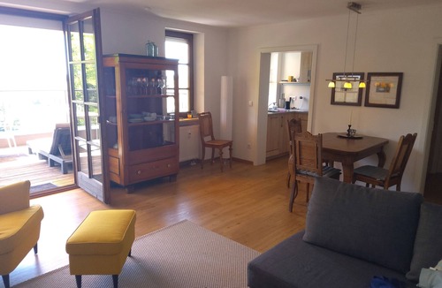 Bad Griesbach im Rottal Apartment | Far-reaching views and pool - ideal for golf and wellness