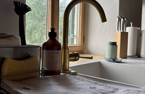 Pittenhart Apartment | Farmhouse Apartment. Refined 1st floor retreat