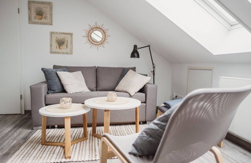 Versbach Apartment | Feel good in the DachtRaum Würzburg