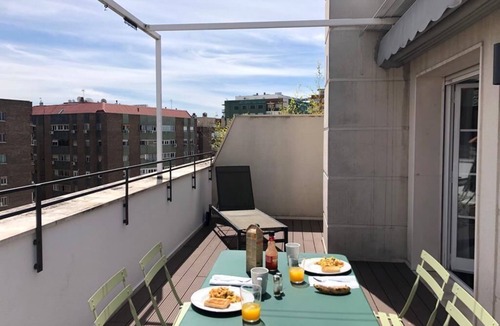Vallehermoso Apartment | Feelathome Waldorf Suites Apartments