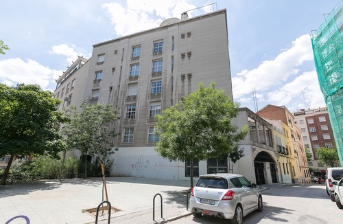 Vallehermoso Apartment | Feelathome Waldorf Suites Apartments