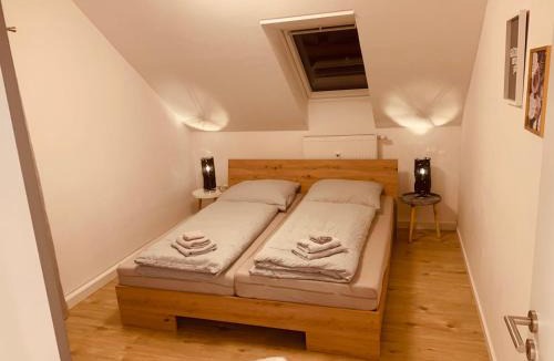 Salzweg Apartment | FELIX LIVING 3, modern & cozy 2 Zimmer Wohnung, Netflix, Parkplatz
