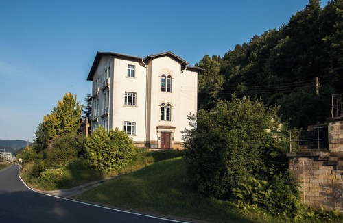 Bad Schandau Apartment | Felsquartier: Bright apartment with forest view