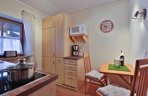 Ramsau bei Berchtesgaden Apartment | Ferienwohnung Nr. 1, 1-2 Personen, 50 qm, Bad/WC, Balkon und Bergblick, TV, Geschirrspüler, 1 Schlafzimmer, Nord-Westen