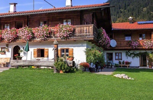 Ramsau bei Berchtesgaden Apartment | Ferienwohnung Watzmann, 1-4 Personen, 42 qm, Dusche/WC, Süd-Westbalkon, TV, 2 Schlafzimmer