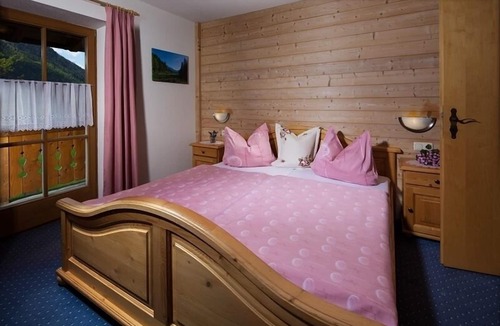 Ramsau bei Berchtesgaden Apartment | Ferienwohnung Watzmann, 1-4 Personen, 42 qm, Dusche/WC, Süd-Westbalkon, TV, 2 Schlafzimmer