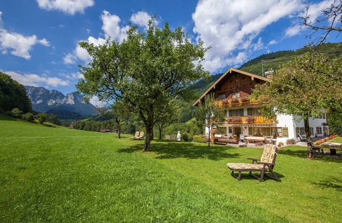 Ramsau bei Berchtesgaden Apartment | Ferienwohnung Schapbach, 2 Personen, 55 qm, Balkon, Separates Schlafzimmer, Obergeschoss