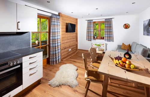 Ramsau bei Berchtesgaden Apartment | Ferienwohnung Kühroint, 1-2 Personen, 65 qm, Balkon, Separates Schlafzimmer, Obergeschoss
